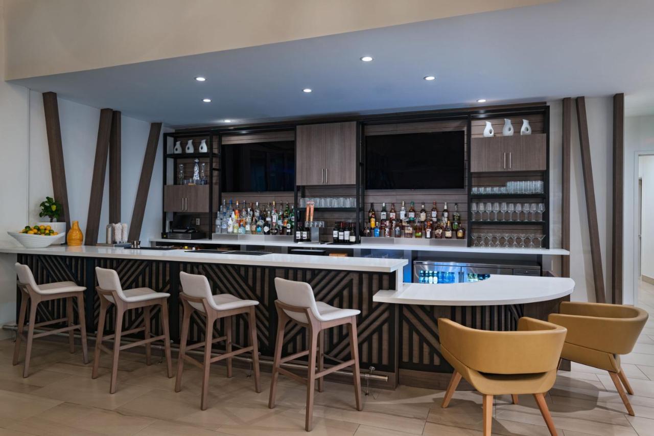 Element Waco Hotel ภายนอก รูปภาพ